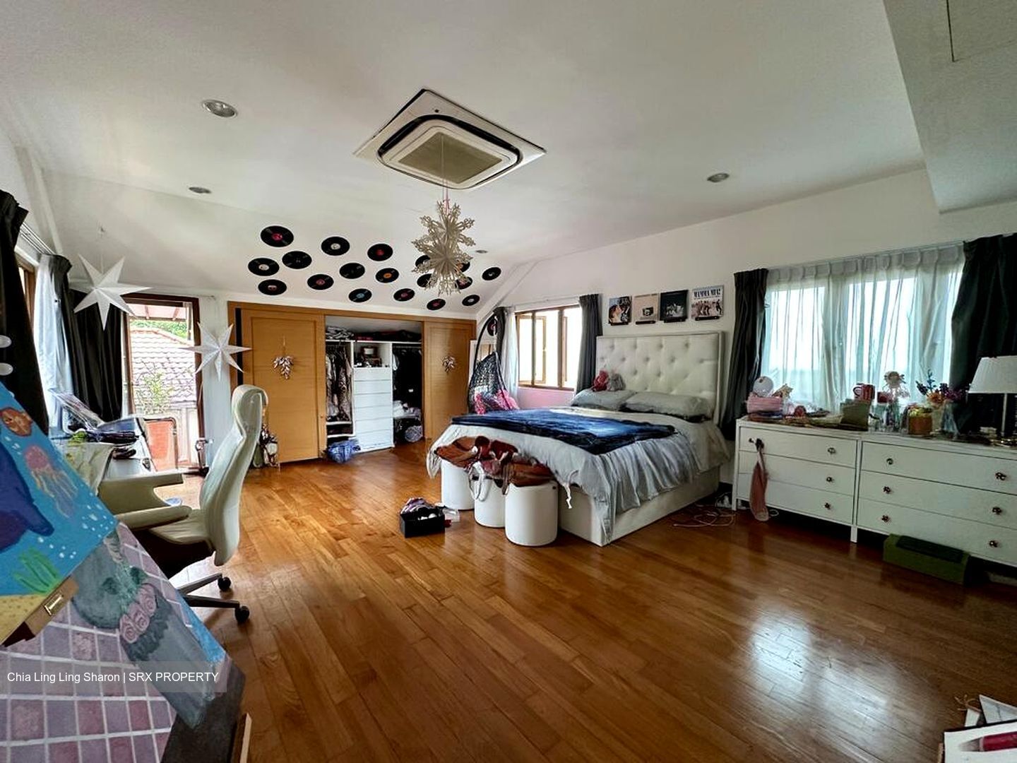 Holland Road (D10), Detached #509973501